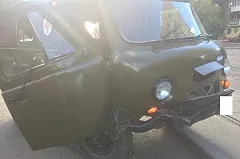 Сразу две автоледи «сфолили» на одном автомобиле на улице Малышева