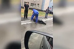 У крыльца травмпункта ЦГБ № 24 скончался мужчина