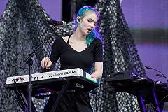 Илон Маск дал новорожденному сыну имя в виде сочетания букв и символов