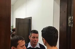 Журналистов не пустили на встречу инициативной группы с чиновником мэрии