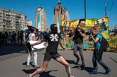 Порошенко запретит носить маски-балаклавы