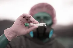 Свердловские власти рассказали, сколько медиков заразились коронавирусом за время эпидемии