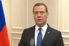 Медведев заявил, что людей, которые устроили теракт в Crocus City Hall, надо убить
