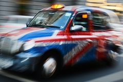 Пермский экс-губернатор запустил в Екатеринбурге VIP-такси