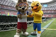 На Ленина и Репина к ЧМ по футболу повесят флаги с Забивакой