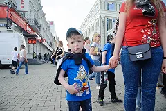 Для тех, кто не попадет в фан-зону ЦПКиО на матч с Хорватией, поставят скамейки