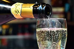 Сотрудникам академии госслужбы в Екатеринбурге запретили пить на корпоративе