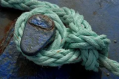 Озерчанка не открыла окно кавалеру, зависшему на тросе на уровне 8 этажа