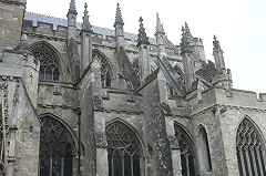 Англиканская церковь разрешила мальчикам носить балетные пачки