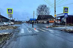 В свердловском посёлке водитель Ford отвлёкся от дороги и насмерть сбил 14-летнюю школьницу на «зебре»