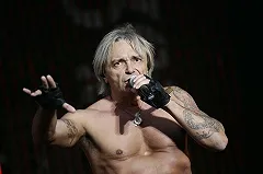 Кинчева с инфарктом доставили в больницу на вертолете