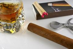 Петербургский бизнесмен стал чемпионом мира по курению сигар