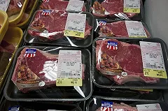 В США мужчина подкладывал швейные иголки в мясо