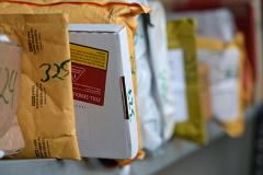 «Почта России» подтвердила факт попытки хищения посылок в сортировочном центре