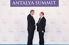 Девочка поставила Путина в трудное положение вопросом про Порошенко и Эрдогана