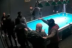 Есть погибший: в Свердловской области банда устроила массовую драку в бильярдной