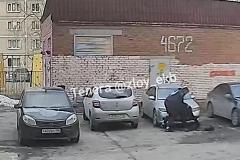 Появилось видео разборок со стрельбой возле детского садика на Новой Сортировке