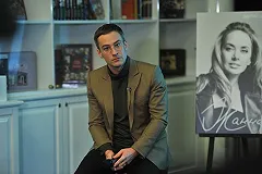 Сын Жанны Фриске потребовал от дедушки вернуть дом и деньги