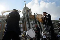 Шансонье Новиков и президент ФК «Урал» Григорий Иванов стали Почетными гражданами Екатеринбурга
