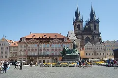 Школьницу из Екатеринбурга в Чехии укусил клещ. Родители обвиняют турфирму