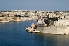 Российские миллионеры готовят «запасной аэродром» на Мальте