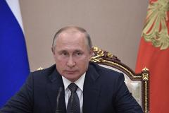 Владимир Путин заявил, что РФ создаст свои ракеты средней дальности в ответ США