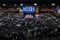 Путин назвал причины замедления You Tube в России