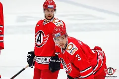 СМИ: «Автомобилист» проигрывает, чтобы отомстить тренеру