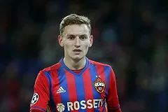 Футболист сборной России потроллил журналистку за ошибку