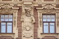 Туристов из Челябинска подозревают в вандализме в Санкт-Петербурге