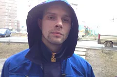 «Газпром» уволил слесаря — фаната батальона «Азов»