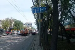 Движение по Малышева после выделения полосы для автобусов превратилось в хаос