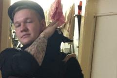 В Екатеринбурге полиция уже более полугода ищет 26-летнего парня с татуировками