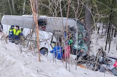 Автобус с детской хоккейной командой, попавший в смертельное ДТП, гнал 120 км/ч