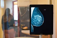 Завтра екатеринбуржцы смогут пройти бесплатную диагностику на онкологию