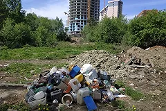 «Спецавтобаза» пояснила, почему запретила ТСЖ на Пионерке раздельный сбор мусора