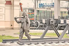 Перед железнодорожным вокзалом Екатеринбурга появятся пункты досмотра пассажиров