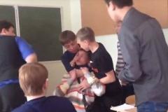 Якутский студент напал на преподавателя из-за наушников