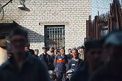 Сотрудники бурятской колонии в шутку показали омбудсмену «пыточную»