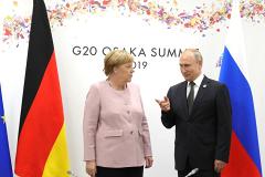 Александр Рар рассказал о целях прощального визита Меркель в Россию