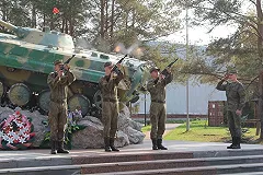 В Каменске-Уральском провожают в вечность двух погибших на СВО земляков