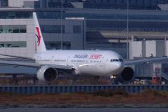 Пассажирский Boeing 737 авиакомпании China Eastern разбился на юге Китая