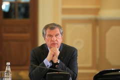 Названы самые дорогие российские топ-менеджеры