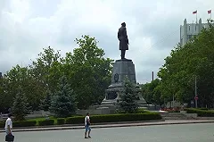 Двух чиновников крымского правительства уволили за майнинг биткоинов