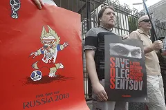 Украинские журналисты оскорбили российского корреспондента в Дании