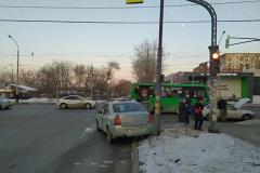 В Екатеринбурге женщина и ребенок пострадали в ДТП по вине «зеленого» водителя