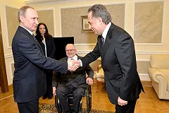 Кремль потребовал от США разъяснить заявления о коррумпированности Путина