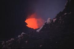 Ученые: извержения вулканов сотрут человечество с лица Земли