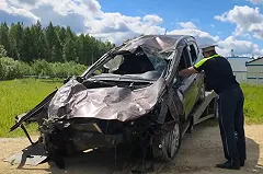 Стало известно, кто погиб в перевернувшемся при обгоне KIA Ceed под Пелымом