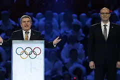 Немецкая Bild назвала президента МОК Баха «пуделем Путина»